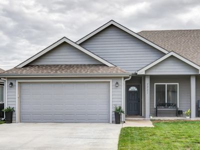 2227 Saddlebrook Dr, Salina, KS, 67401