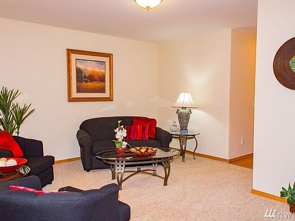 3rd image of 23916 NE 190th St