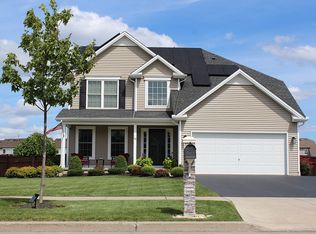 48 Sterling Pl, Lancaster, NY 14086