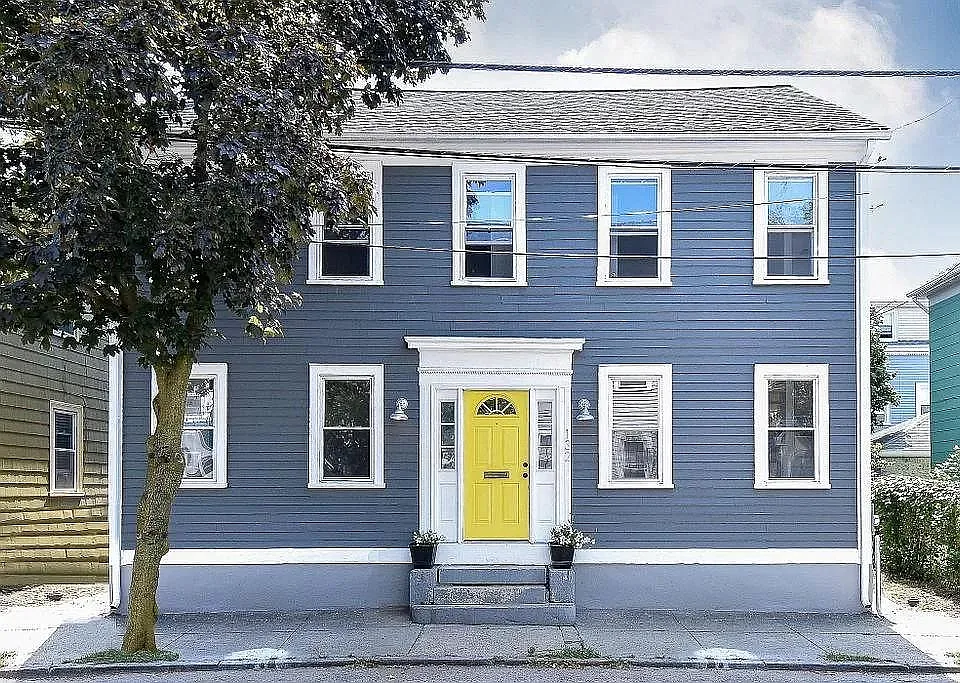 132 Carpenter St #1