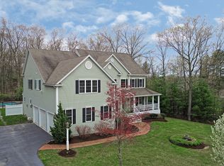 119 Oakhill Ave, Wrentham, MA 02093