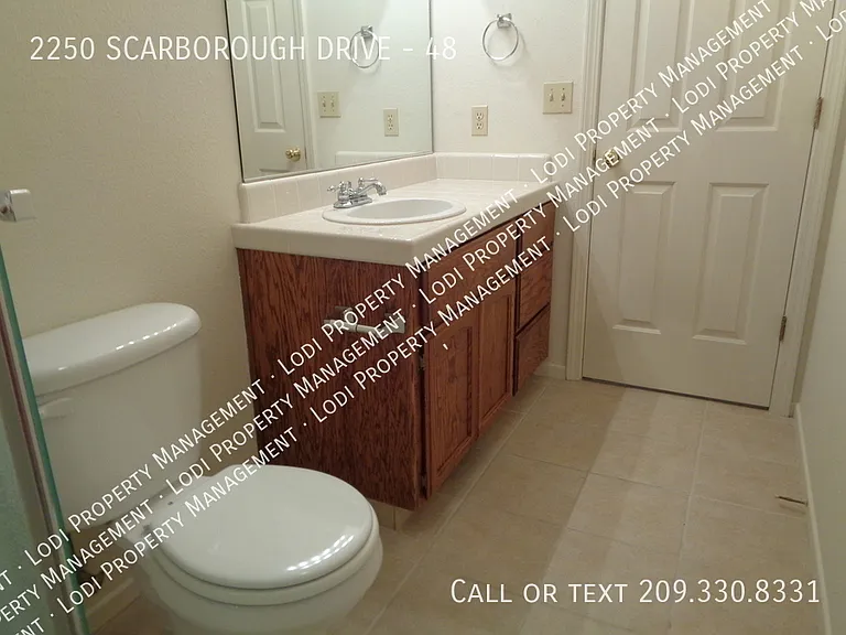 2250 Scarborough Dr #48 — Photo 16
