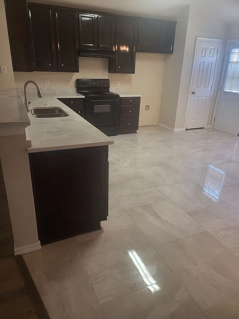 Gorgeous Home In Wheeler Ridge! — Photo 4