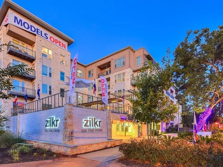 1900 Barton Springs Rd #4017 — Photo 26