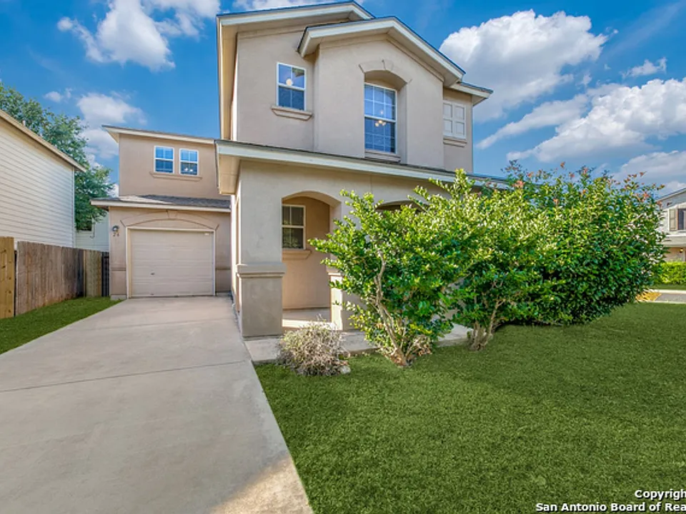 26 Moondance Hl