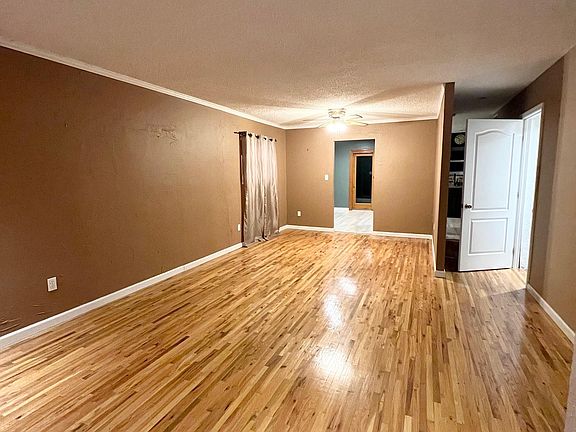2nd image of 107 Ladd Ave
