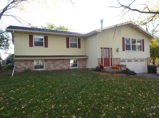 1606 Bunker Hill Rd, Albert Lea, MN 56007