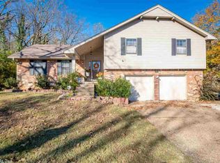 701 N Shackleford Rd, Little Rock, AR 72211