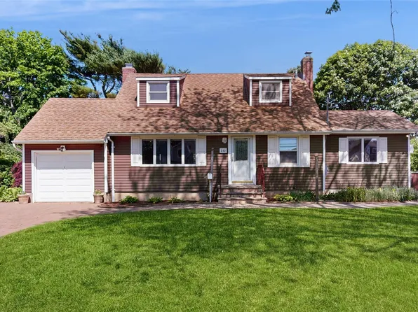 393 Bernice Drive, Bayport, NY 11705
