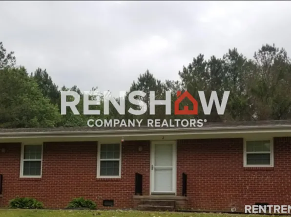 948 Bear Creek Rd APT B, Pinson, TN 38366