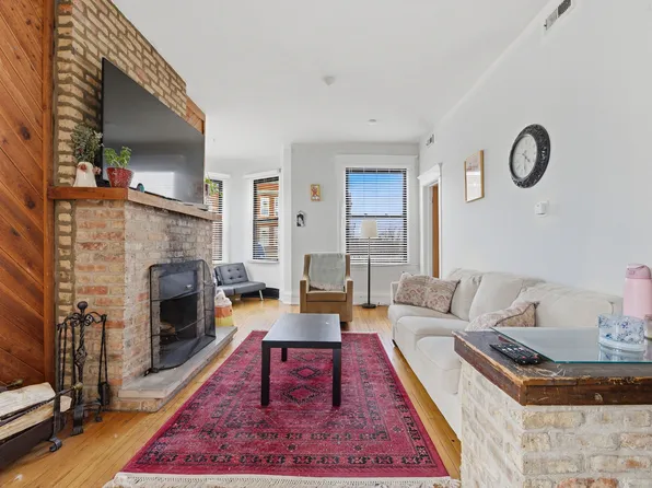 3811 N Southport Ave, Chicago, IL 60613