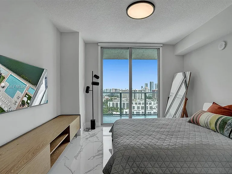 330 Sunny Isles Blvd #5-2207 — Photo 18