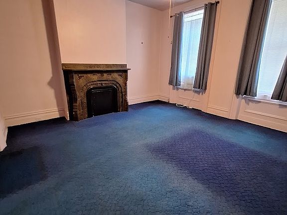3rd image of 4922 Liberty Ave