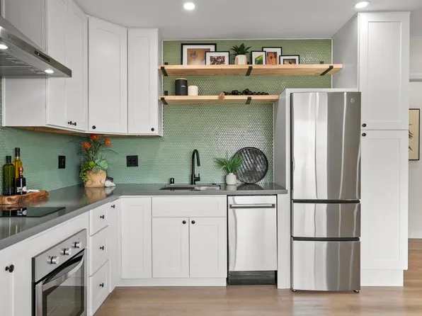 1641 Sunset Cliffs Blvd APT 4, San Diego, CA 92107