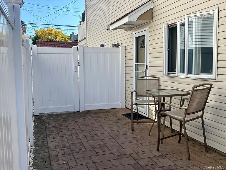 310 E Olive St #MAIN — Photo 3