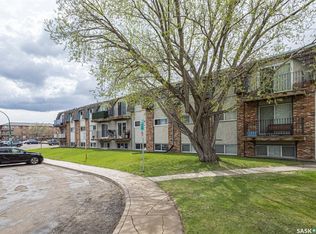 3809 Luther Pl #14, Saskatoon, SK S7H4B1