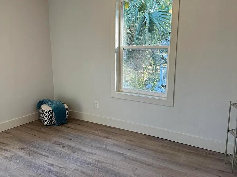 248 Beachview Dr — Photo 15
