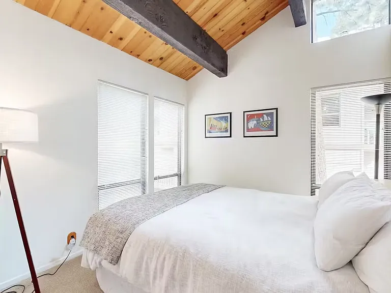 1001 Commonwealth Dr — Photo 20