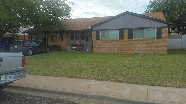 1st image of 2737 E 11th St