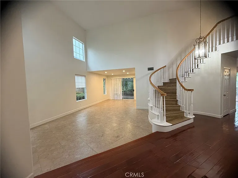 5830 E Lavender Ct — Photo 3