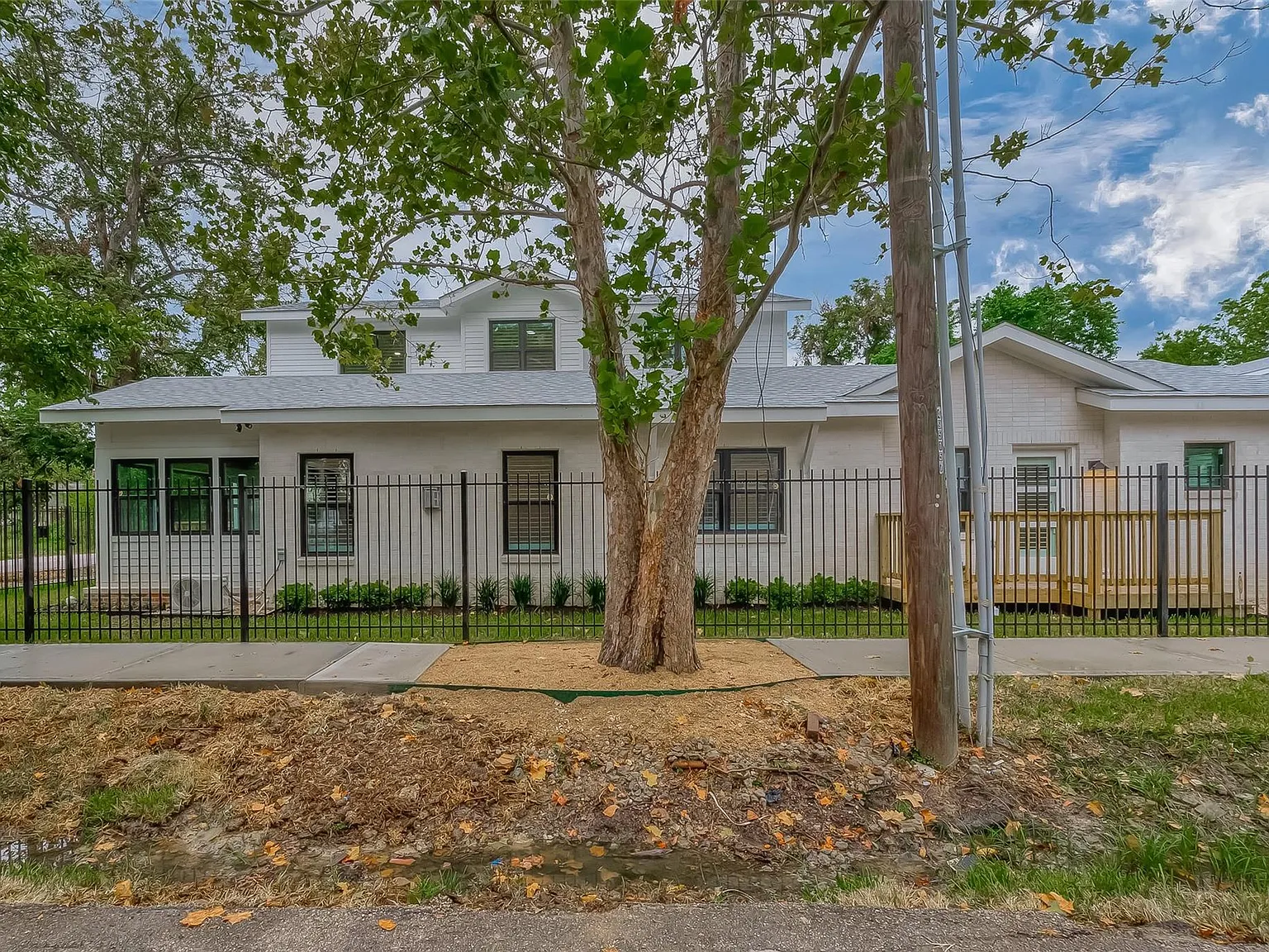 3 bed, 3.5 bath, 3031 sqft, $3,500 — Photo 4