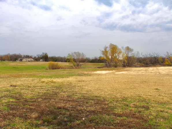 3572 Happy Trl, Caddo Mills, TX 75135