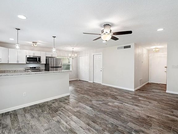 4th image of 7511 Quail Pond St