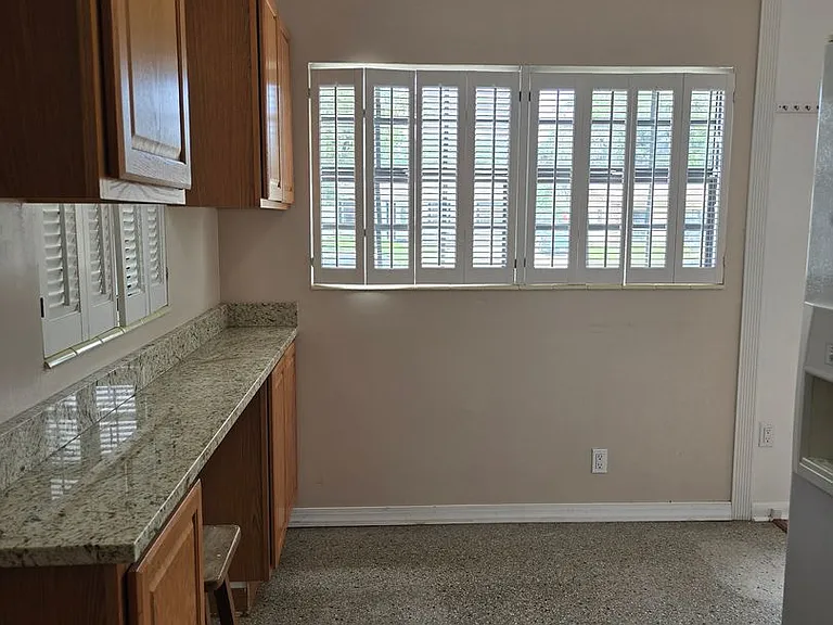 7018 Baywood Dr — Photo 12