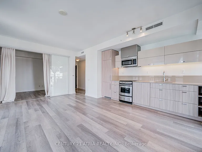 290 Adelaide St W #2404 — Photo 13