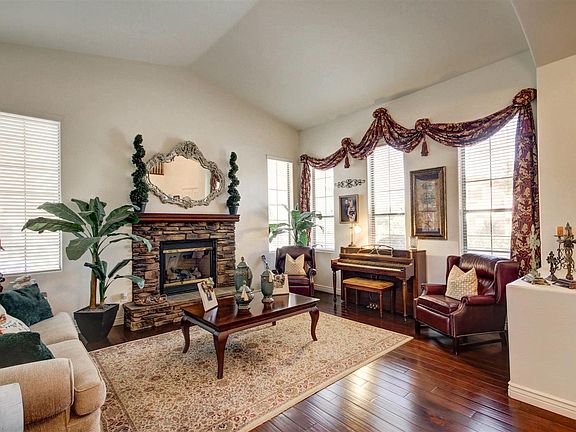 3rd image of 4150 S Kerby Way