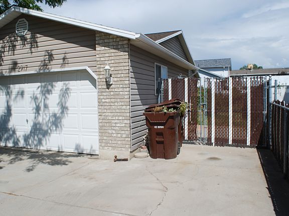 4th image of 2917 S Flair St