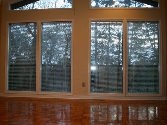 5th image of 8602 Glenaire Dr