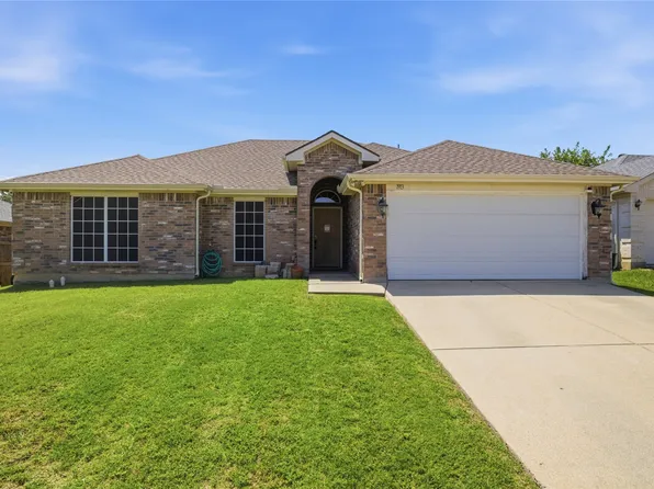 1913 Wahoo Dr, Mansfield, TX 76063