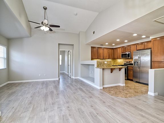 3rd image of 10366 Scripps Poway Pkwy