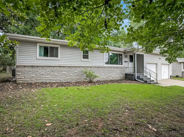 1855 S Newton Avenue, Springfield, MO 65807