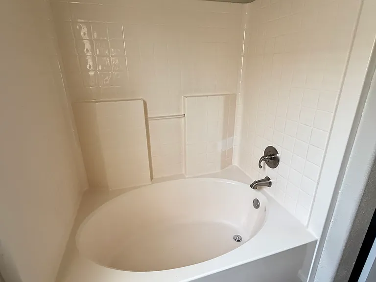 3528 W Fallen Leaf Ln — Photo 14
