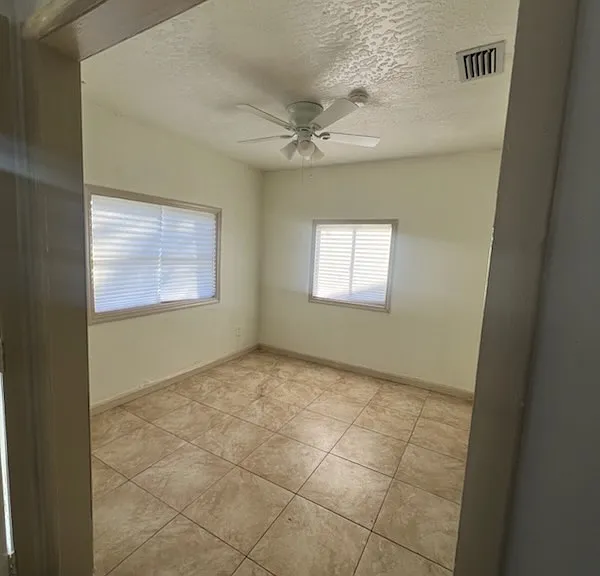 514 Ryoland St — Photo 7