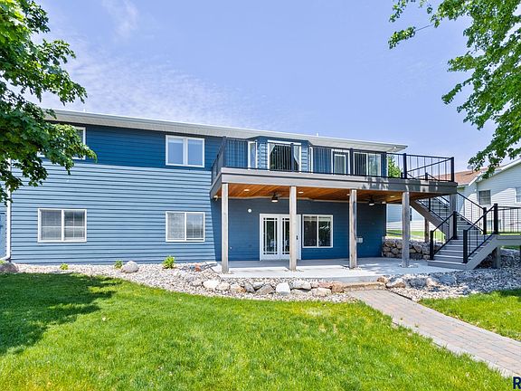 3rd image of 6322 Harbor Way