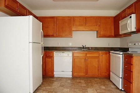 4th image of 4104 Bluestem Dr