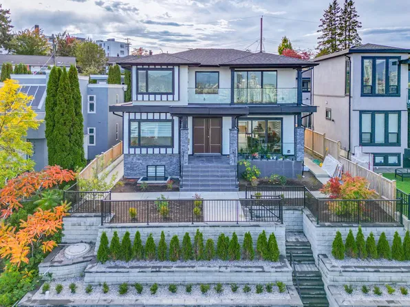 4018 Nithsdale St, Burnaby, BC V5G 1P6