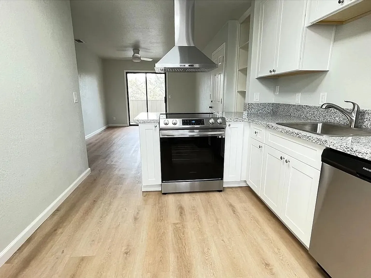 Citrus_Flats — Photo 1