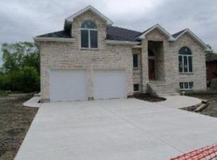 10241 S 81st Ct, Palos Hills, IL