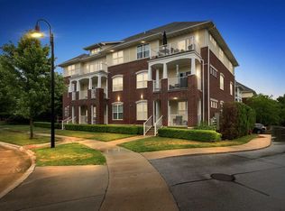 1164 Swisher St, Iowa City, IA 52245
