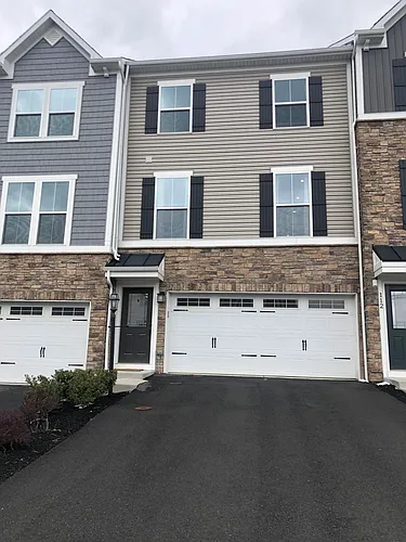 114 Cole Dr Photo 1
