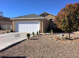 63 Rosa Ave, Los Lunas, NM 87031