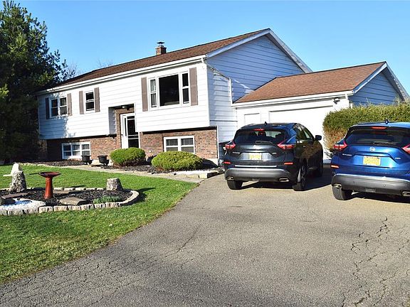 4th image of 517 Skyline Dr