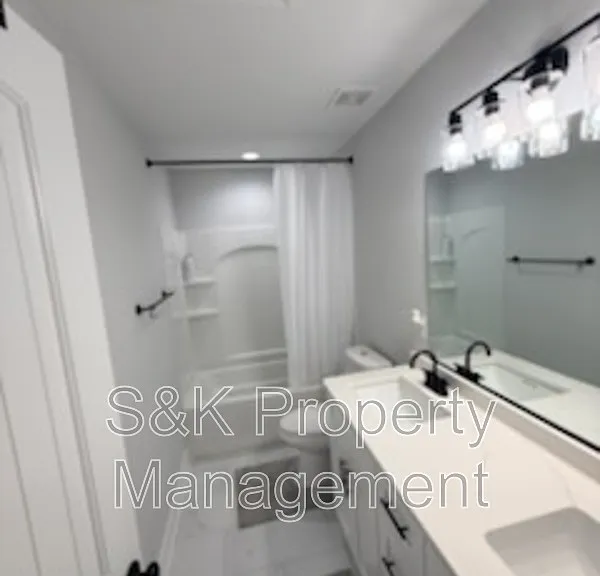 622 Westwood Ave — Photo 8