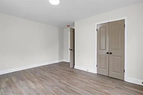 814 Douglas St — Photo 20