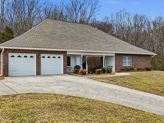 2nd image of 148 Caperton Dr NE