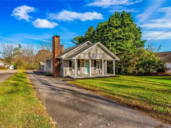 2806 Boone Trl, North Wilkesboro, NC 28659